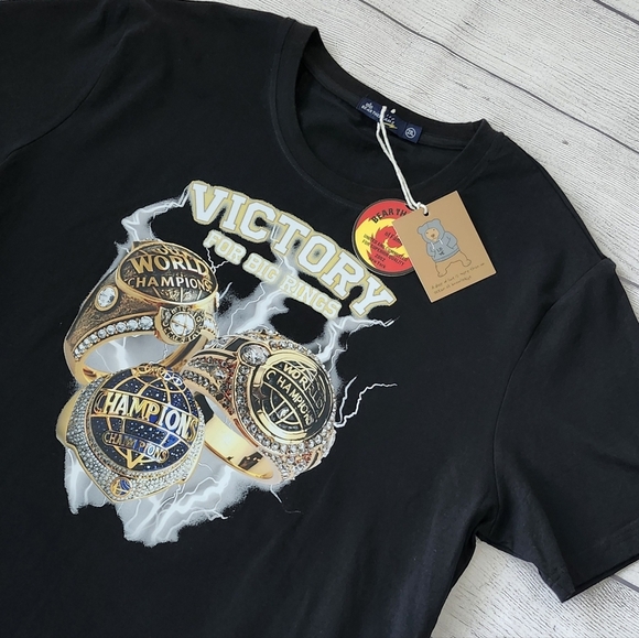 Men's Black Victory Graphic T-Shirt with Gold Accents - Picture 6 of 6